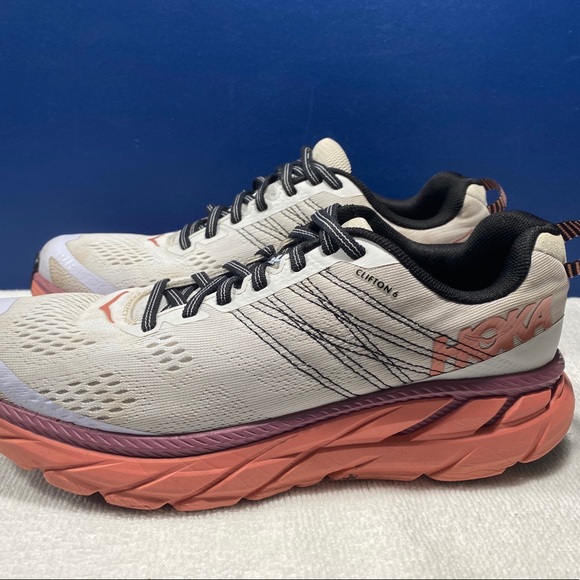 hoka womens 7.5